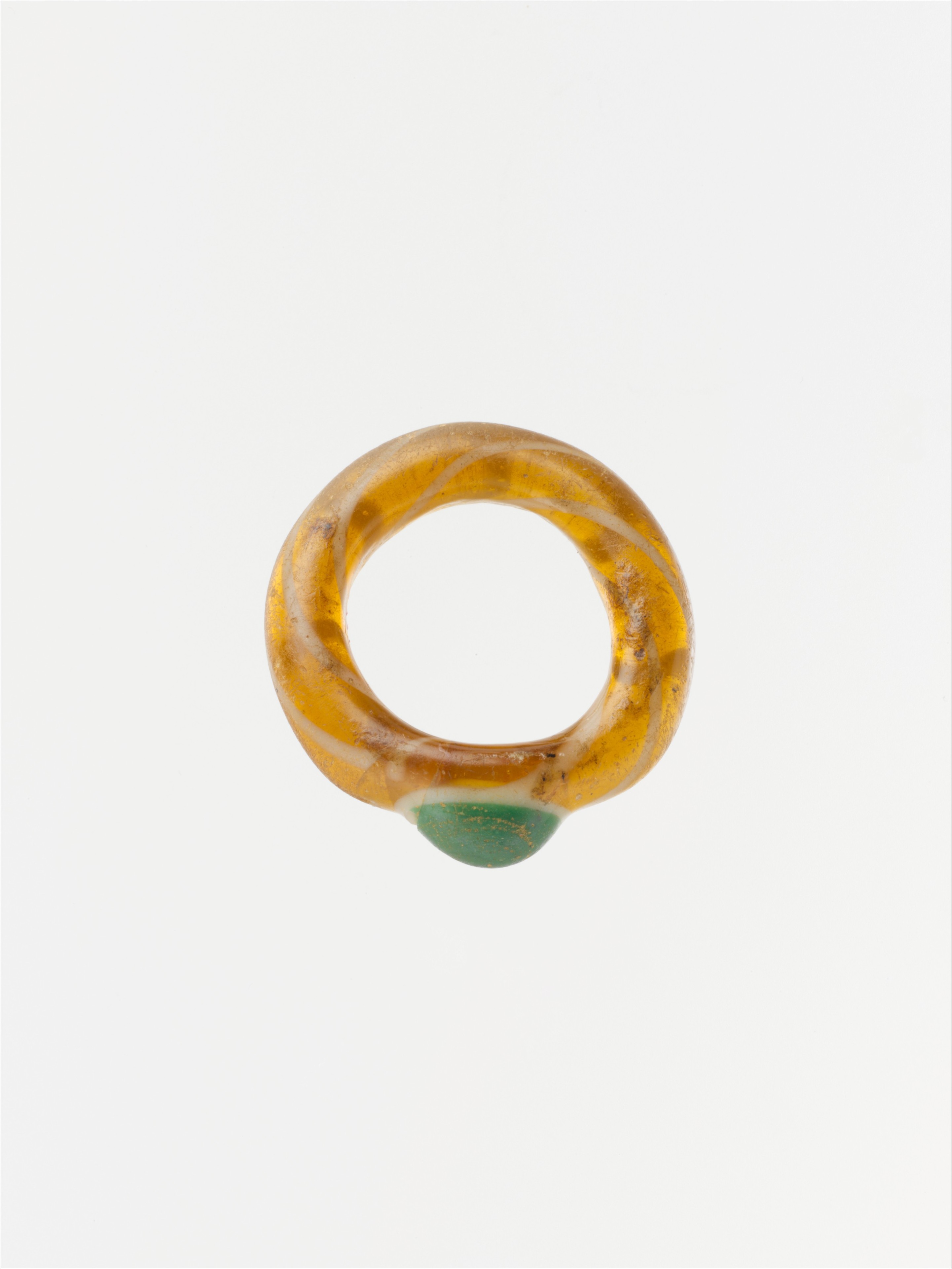 Roman glass finger ring of the 1st century A.D. in the Metropolitan Museum of Art